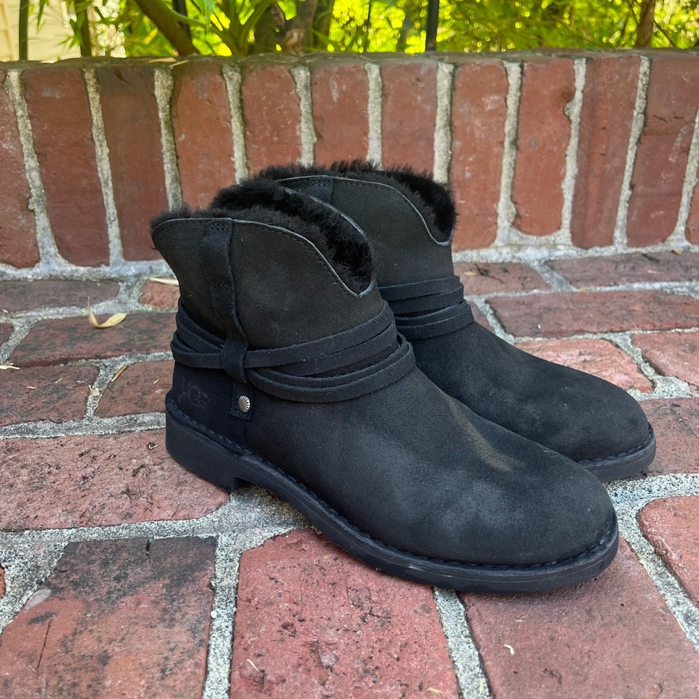 UGG Booties 9